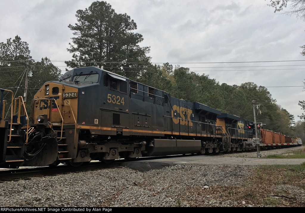 CSX 5324 not running was third in line